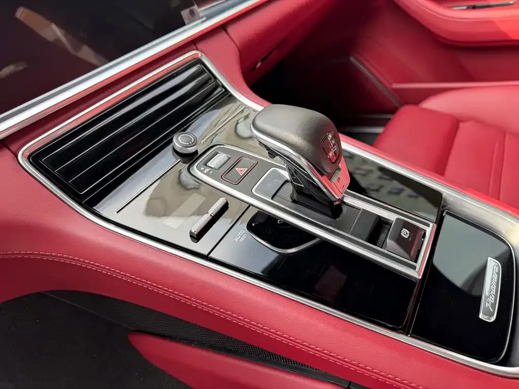 Porsche Panamera 2024 из CN, фото 10