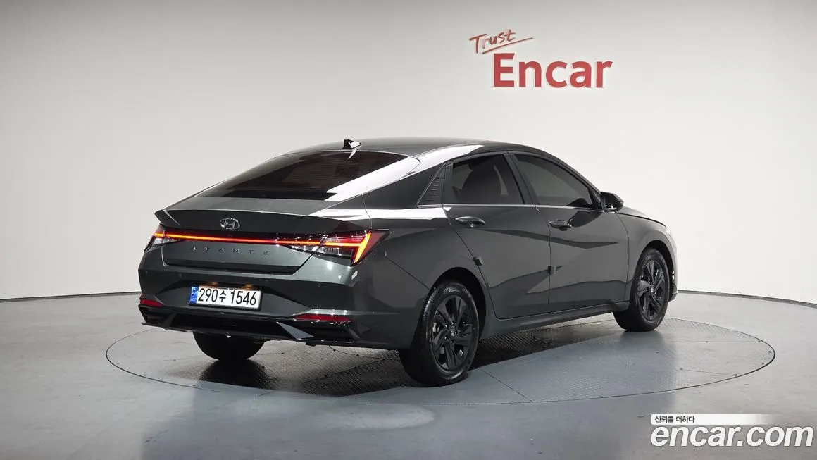 Hyundai AVANTE — фото 2