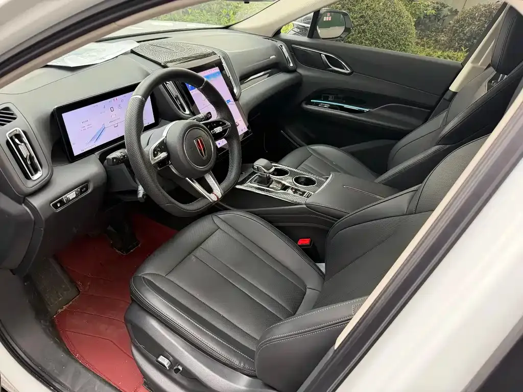 Hongqi HS3 PHEV 2024 из CN, фото 4