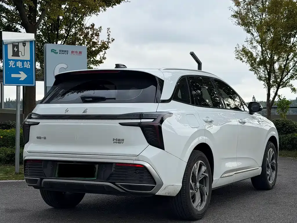 Hongqi HS3 PHEV 2024 из CN, фото 7