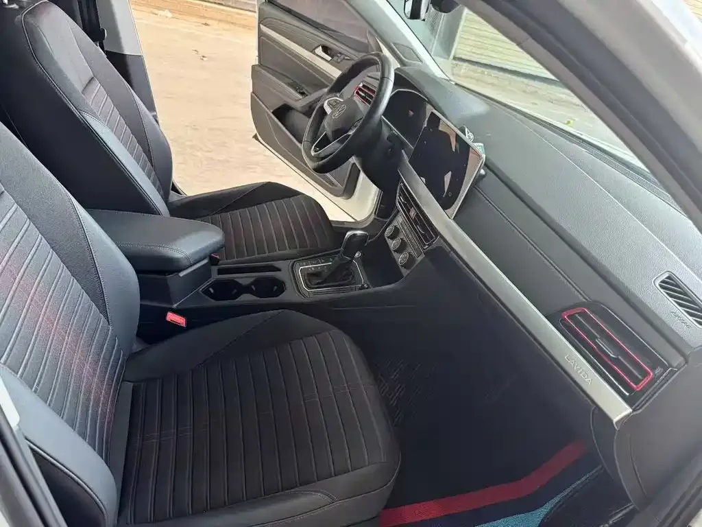 Volkswagen Lavida 2022 из CN, фото 8