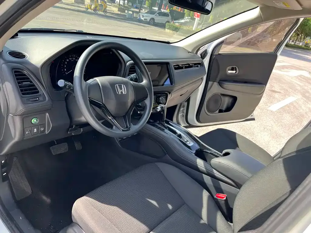 Honda Vezel 2021 из CN, фото 5