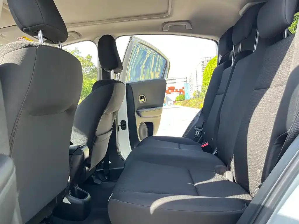 Honda Vezel 2021 из CN, фото 6