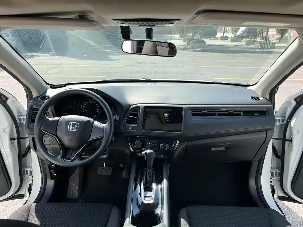 Honda Vezel 2021 из CN, фото 8