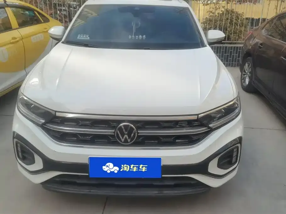 Volkswagen T-Roc 2023 из CN, фото 2