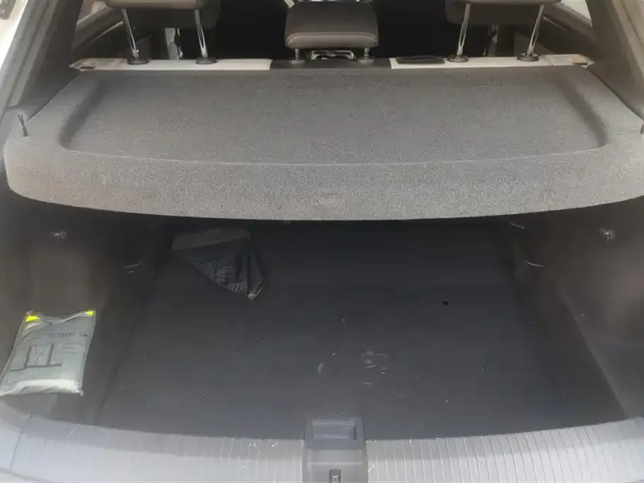 Volkswagen T-Roc 2023 из CN, фото 4