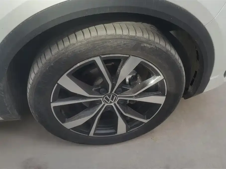 Volkswagen T-Roc 2023 из CN, фото 6