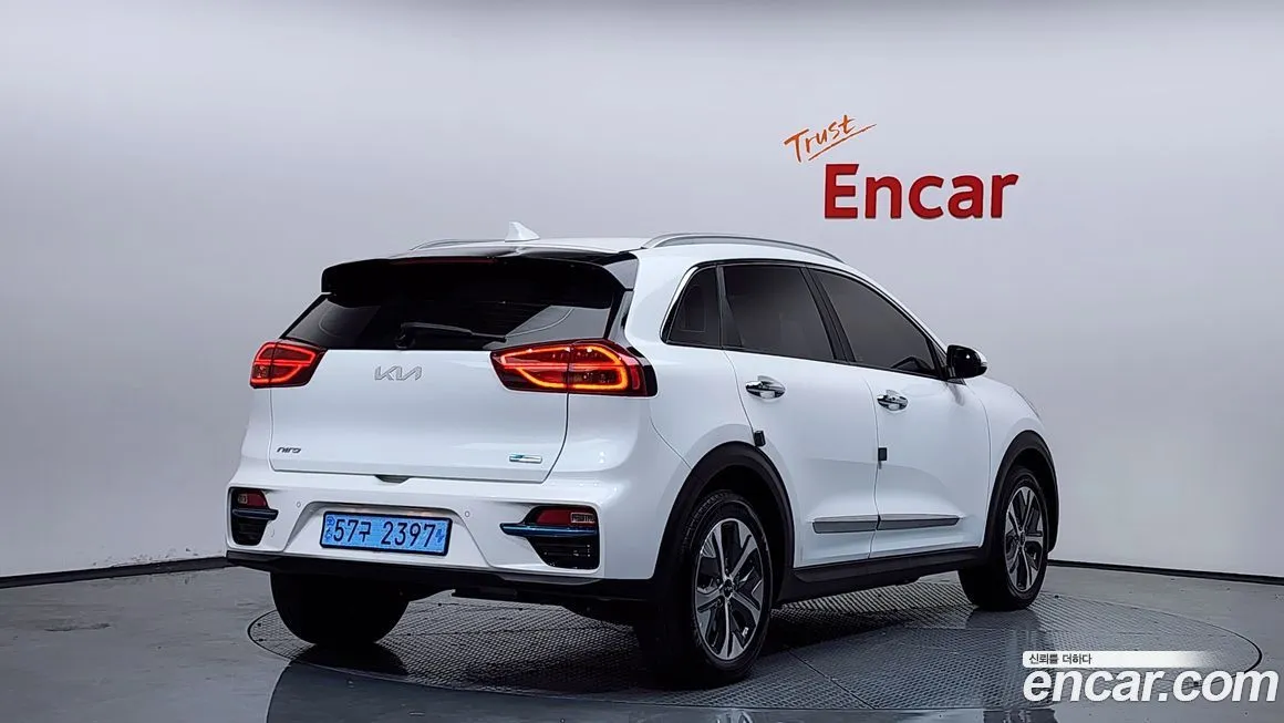 Kia Niro — фото 2