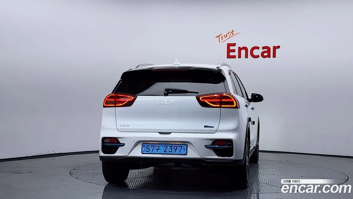 Kia Niro — фото 4