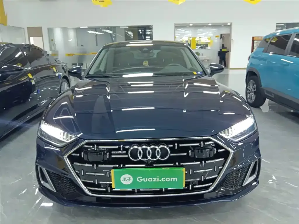 Audi A7L 2021 из CN, фото 3