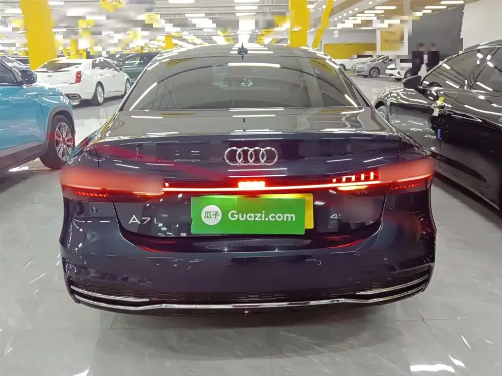 Audi A7L 2021 из CN, фото 6