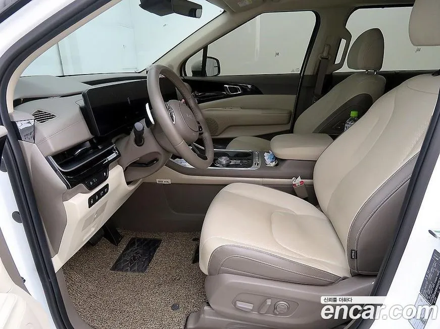 Kia Carnival — фото 10