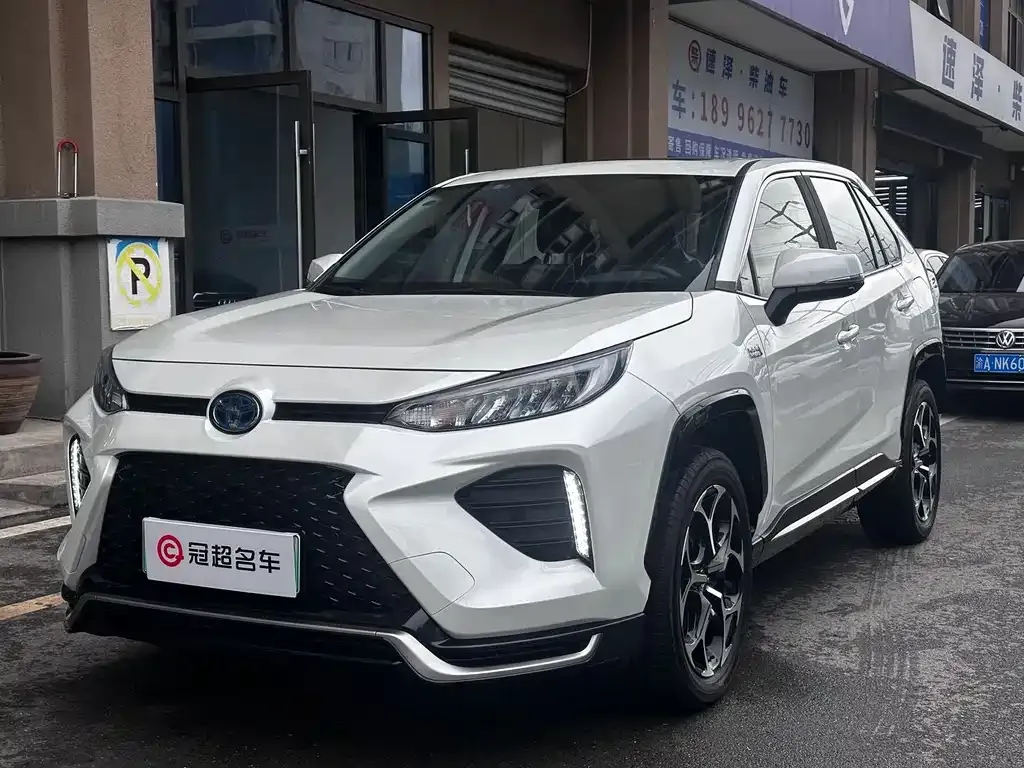 Toyota Wildlander New Energy 2021 из CN, фото 1