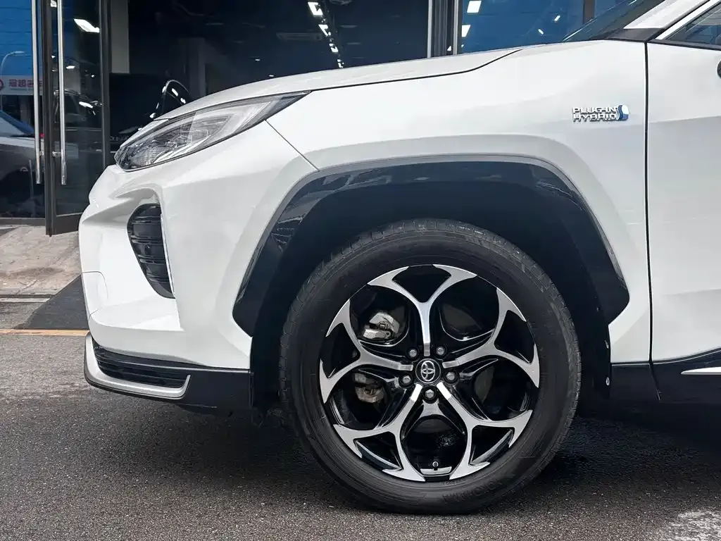 Toyota Wildlander New Energy 2021 из CN, фото 6