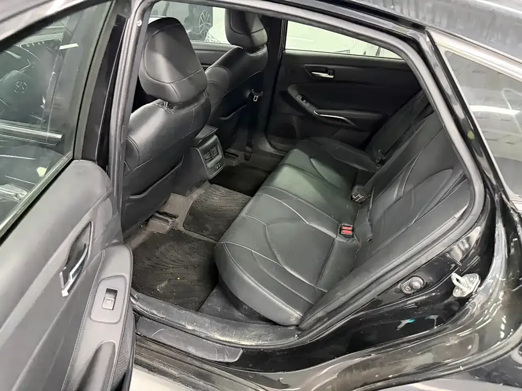 Toyota Avalon 2022 из CN, фото 5