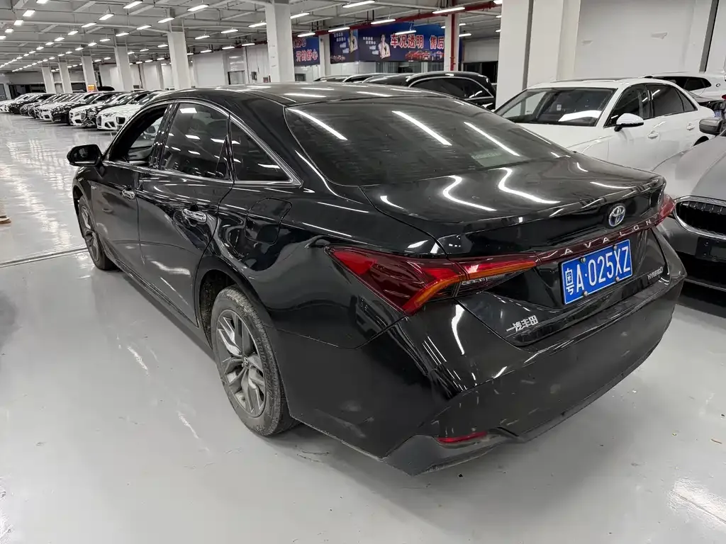 Toyota Avalon 2022 из CN, фото 7