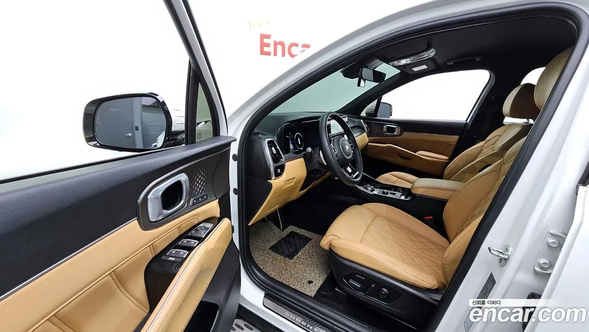 Kia Sorento — фото 10