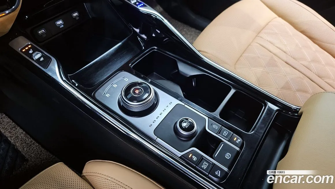 Kia Sorento — фото 9