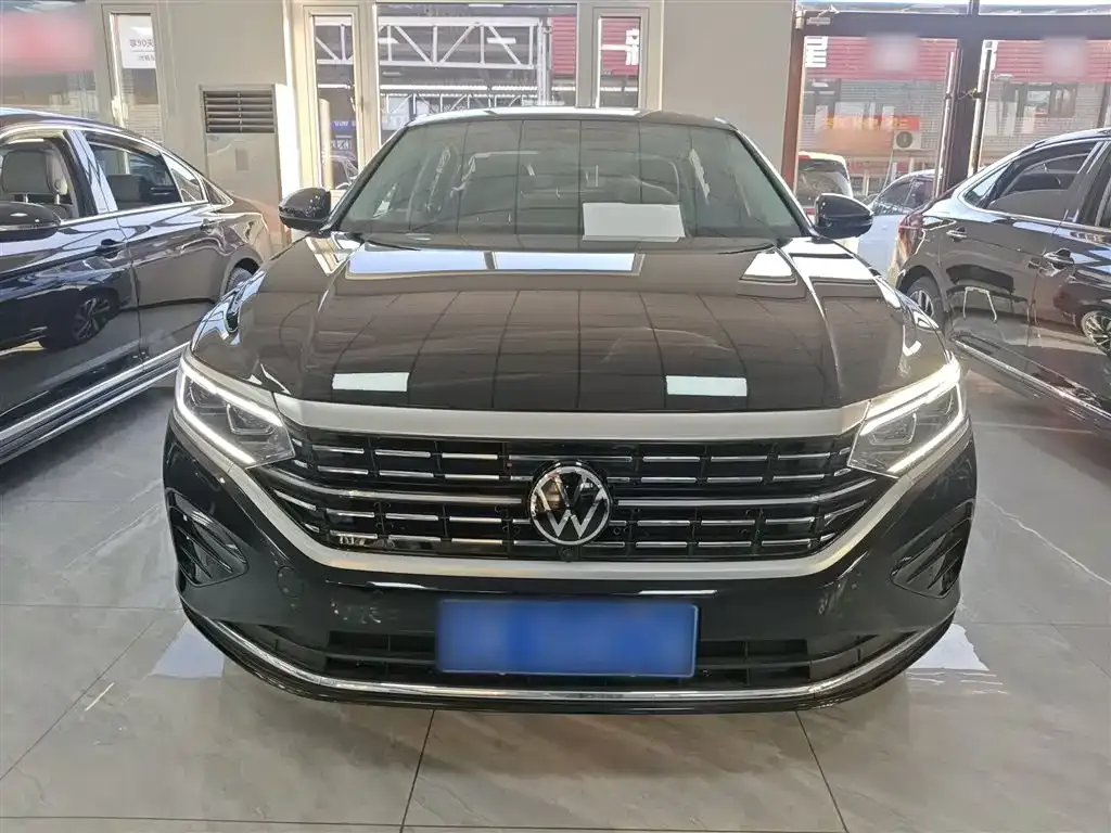 Volkswagen Passat 2023 из CN, фото 3