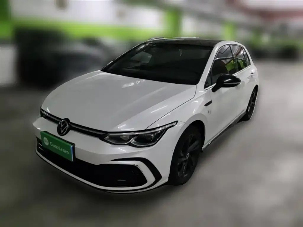 Volkswagen Golf 2022 из CN, фото 1