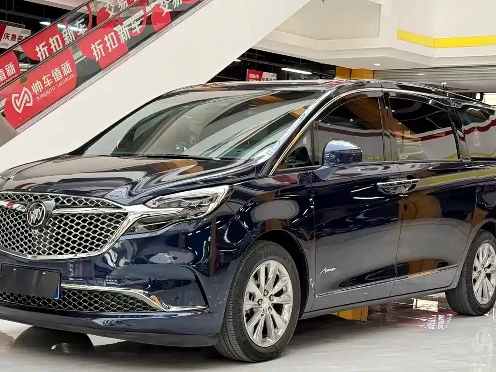 Buick GL8 2022 из CN, фото 1