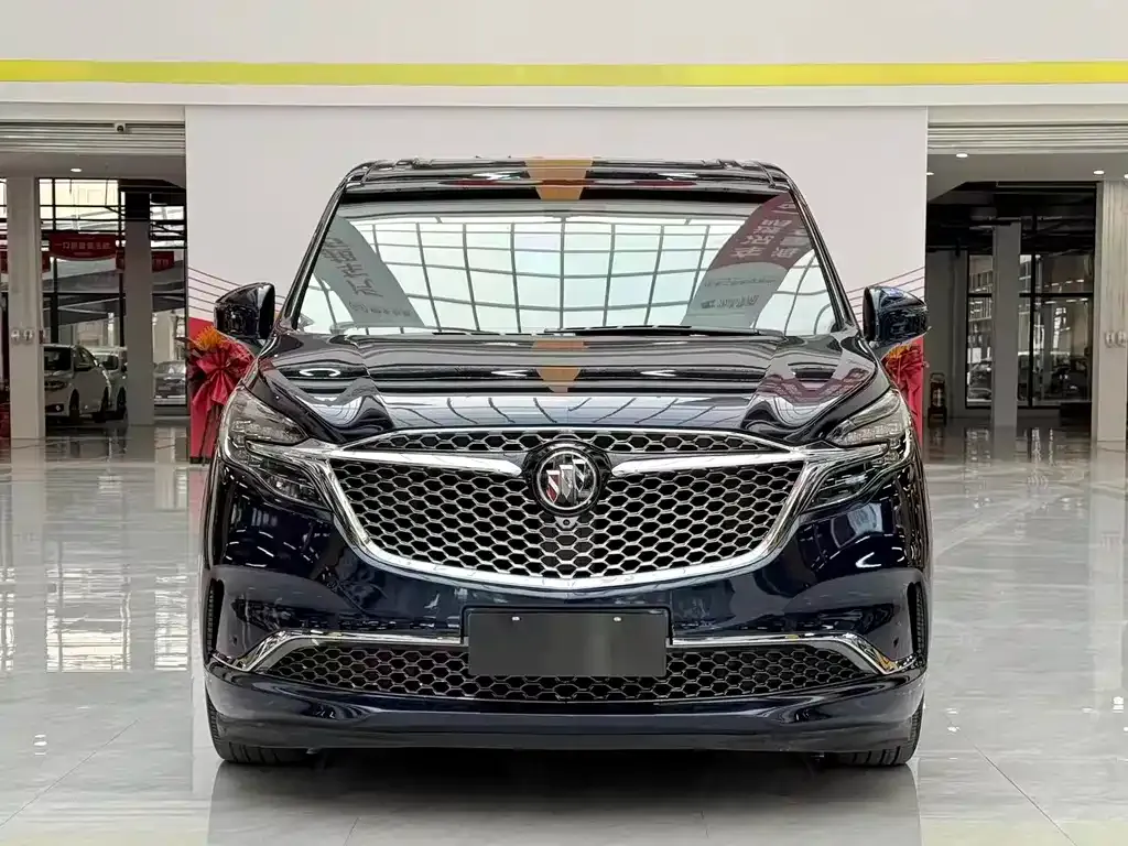 Buick GL8 2022 из CN, фото 2