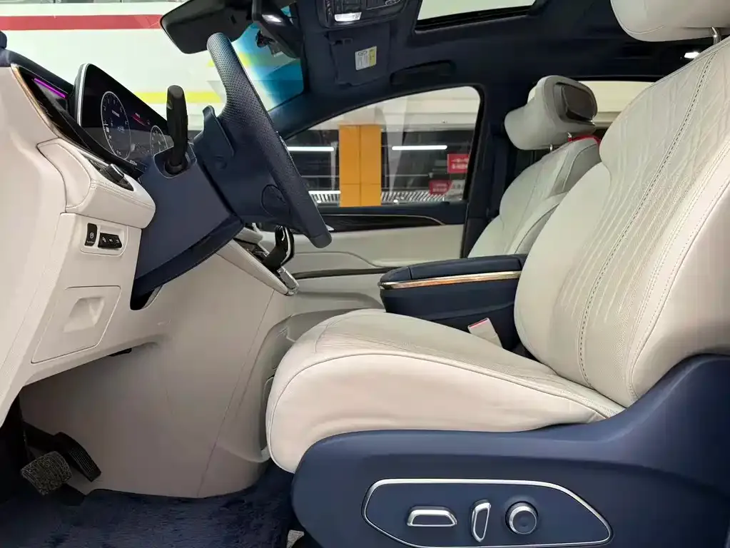 Buick GL8 2022 из CN, фото 4