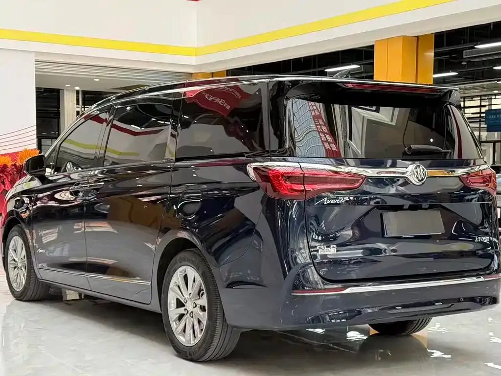 Buick GL8 2022 из CN, фото 9