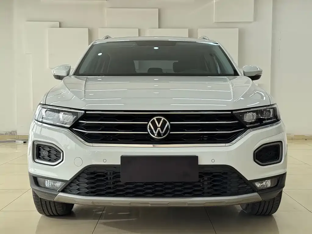 Volkswagen T-Roc — фото 2