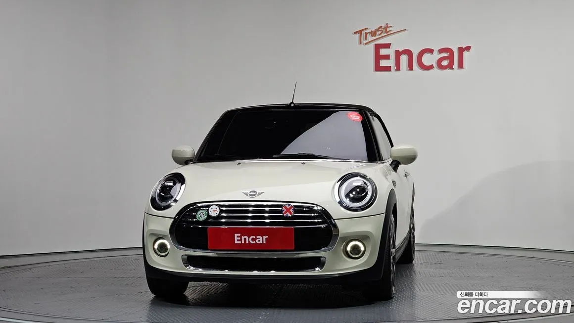Mini Cooper Convertible 2021 из KR, фото 3
