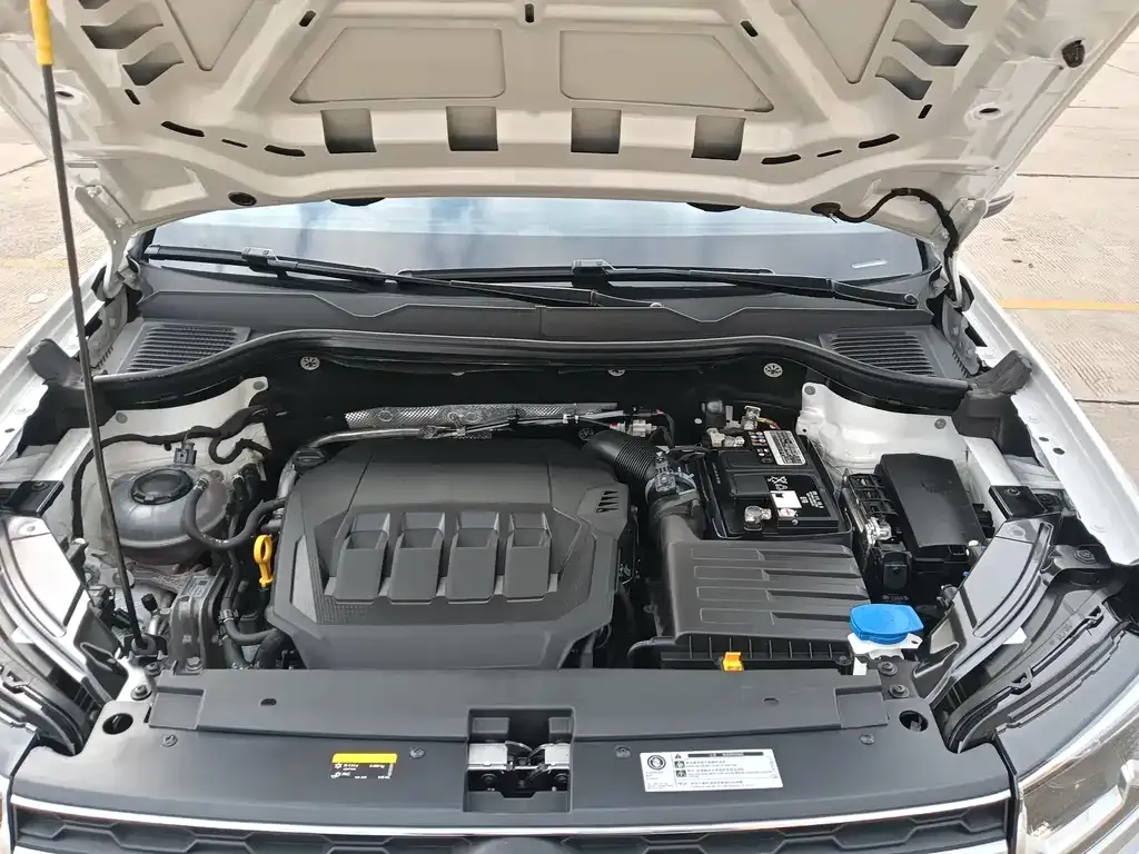 Volkswagen Tharu 2022 из CN, фото 6