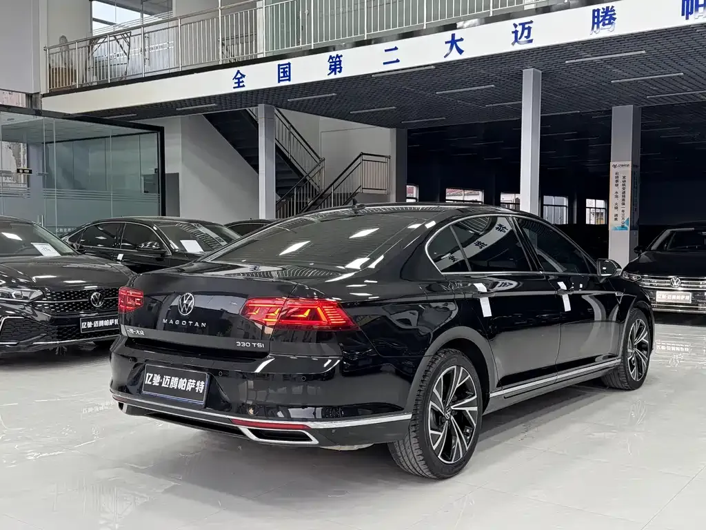 Volkswagen Magotan 2022 из CN, фото 7