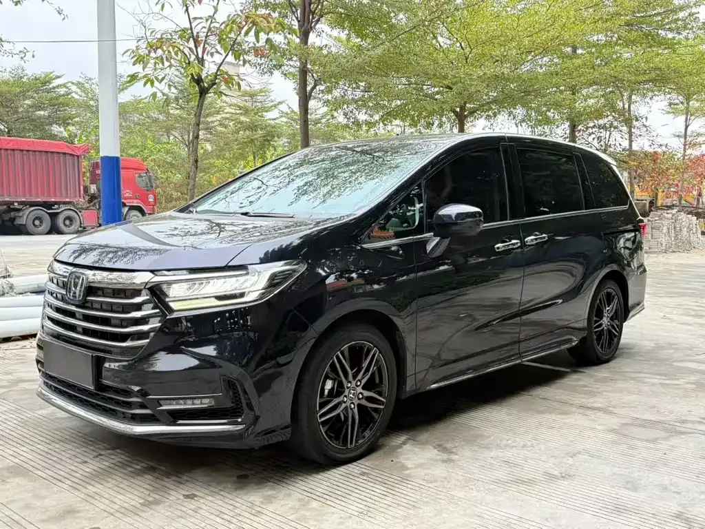 Honda Odyssey 2022 из CN, фото 2