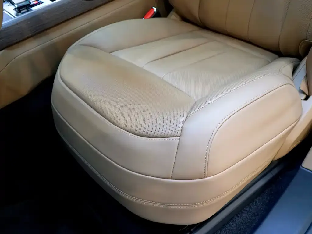 Land Rover Range Rover 2023 из CN, фото 8