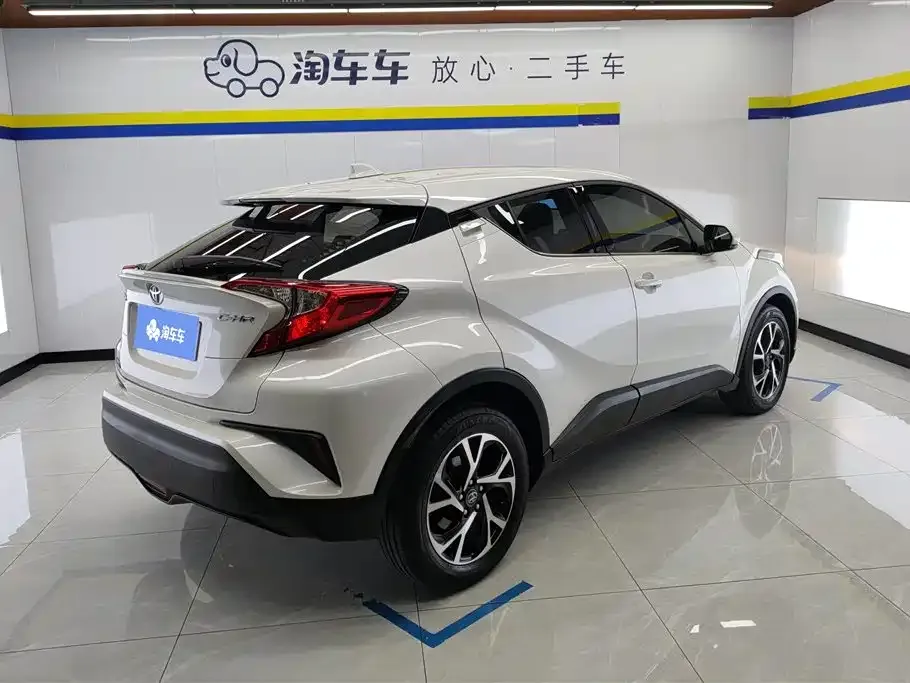 Toyota C-HR 2021 из CN, фото 3