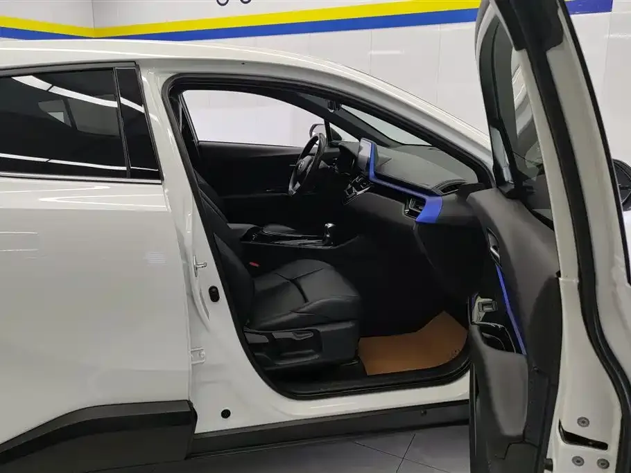 Toyota C-HR 2021 из CN, фото 8