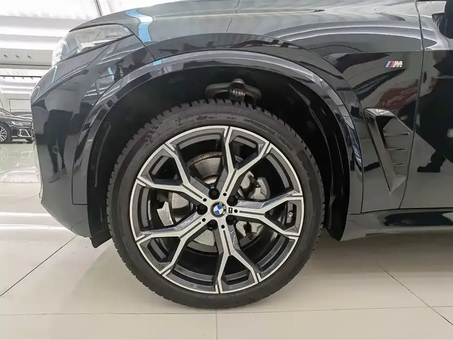 BMW X5 2024 из CN, фото 3