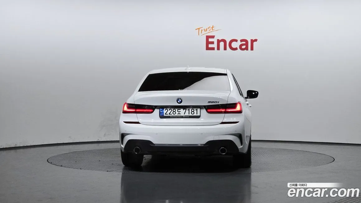 BMW 3-Series 2021 из KR, фото 4