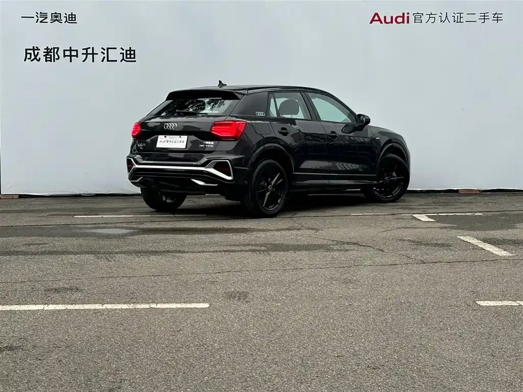Audi Q2L 2023 из CN, фото 4