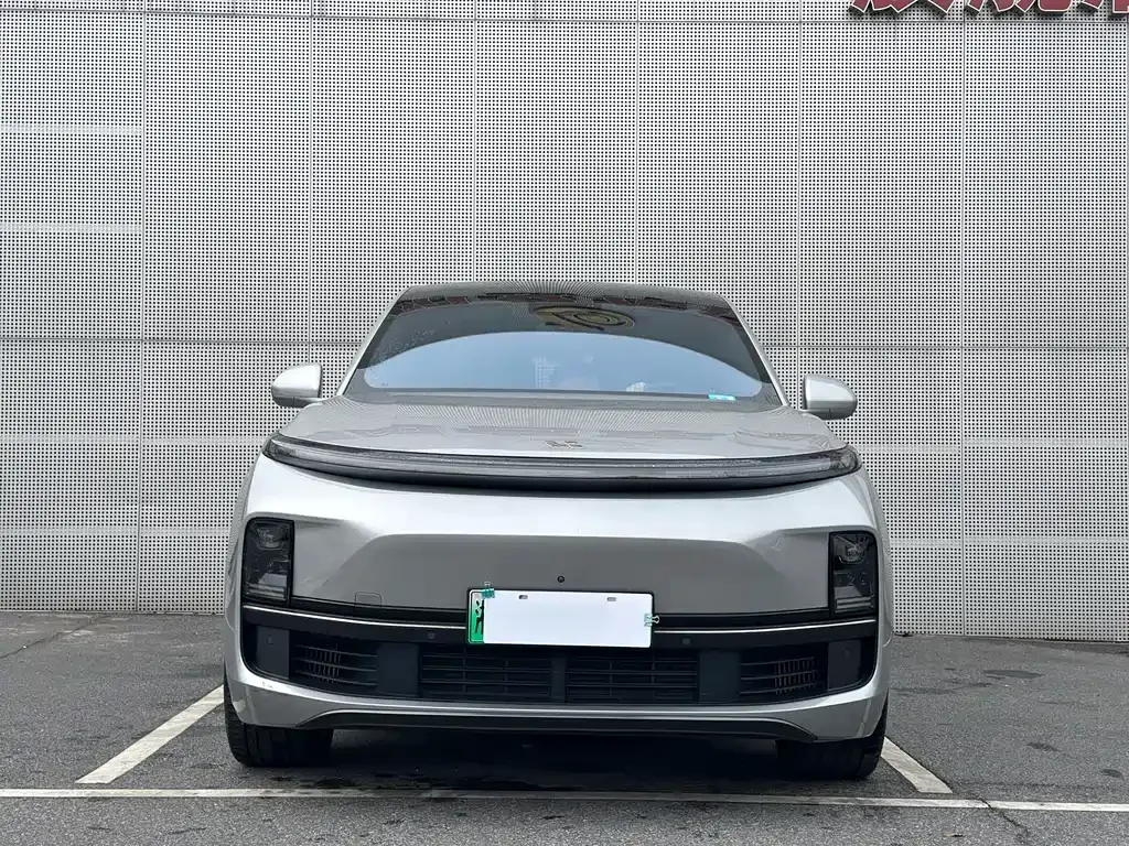 Li Auto L8 2023 из CN, фото 2
