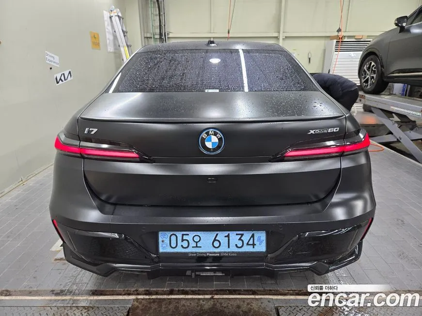 BMW i7 2023 из KR, фото 2