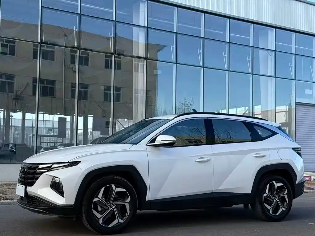 Hyundai Tucson 2023 из CN, фото 1