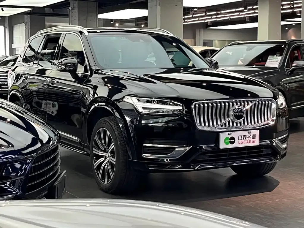 Volvo XC90 — фото 3