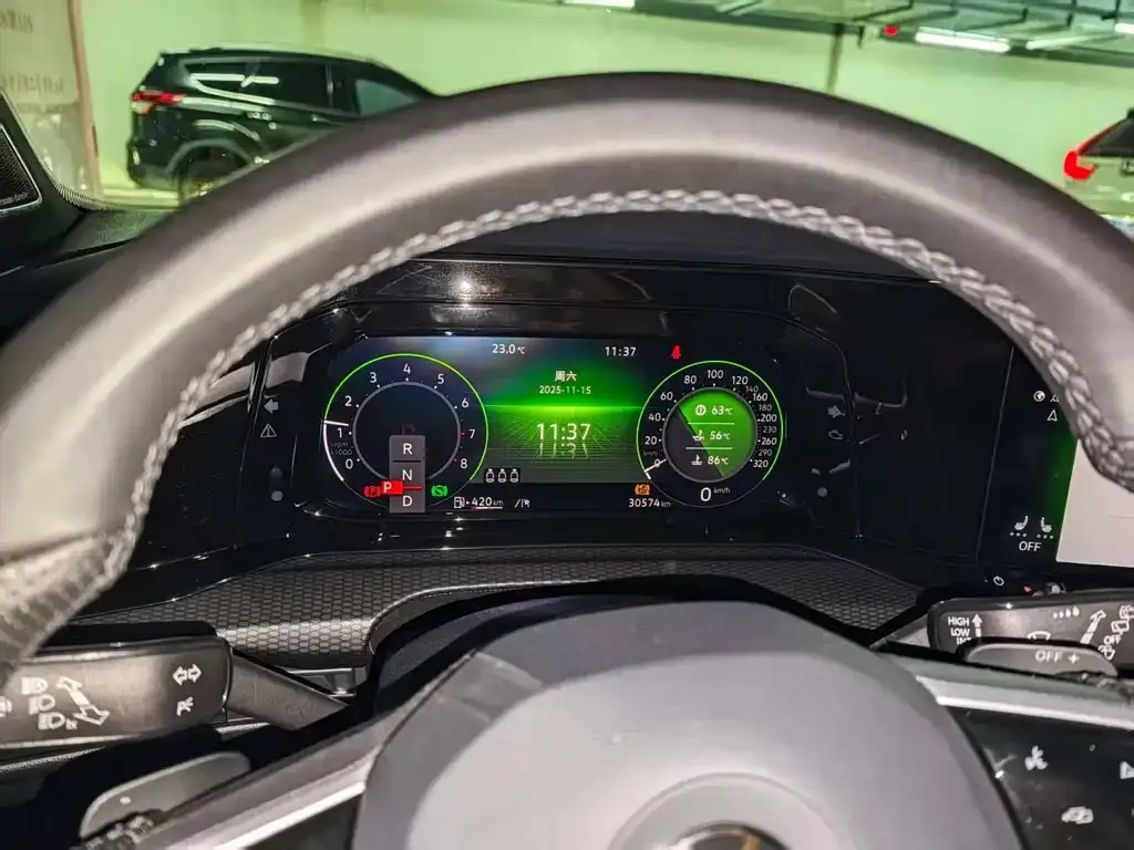 Volkswagen Golf GTI 2023 из CN, фото 10