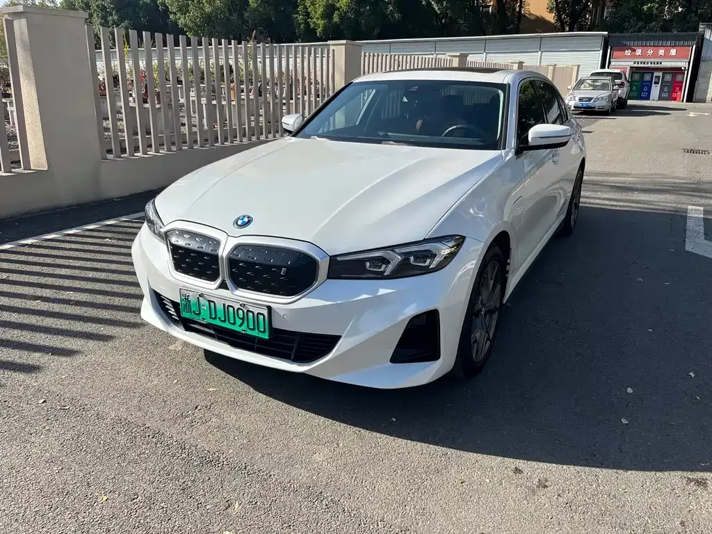 BMW i3 2022 из CN, фото 1