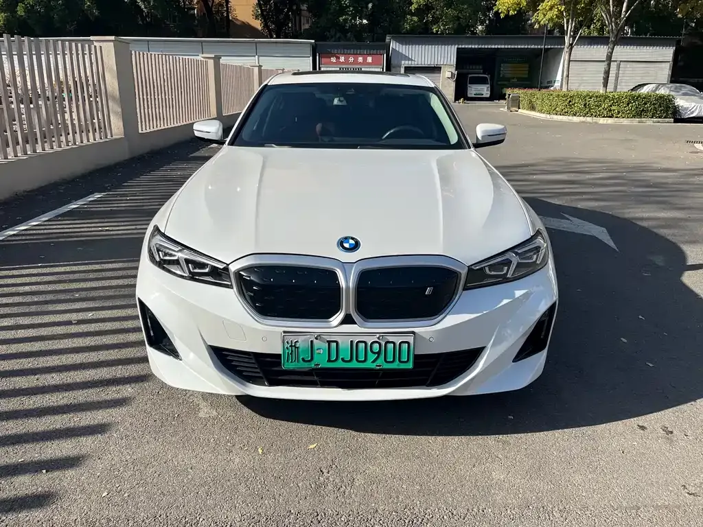 BMW i3 2022 из CN, фото 2