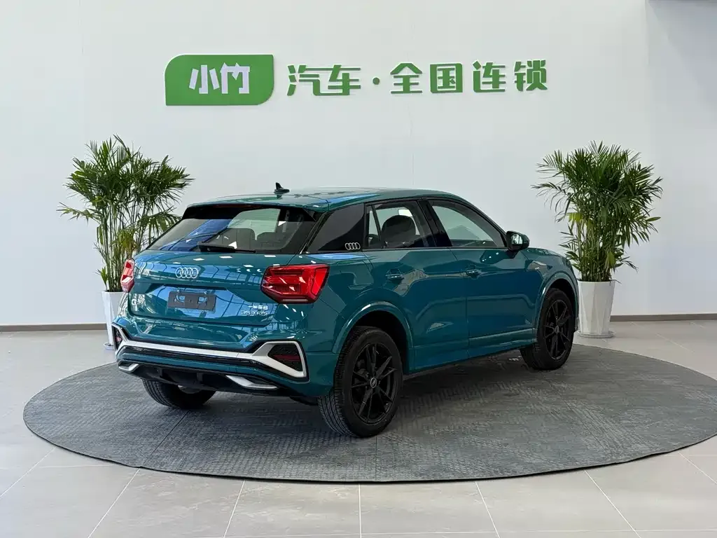 Audi Q2L 2023 из CN, фото 5