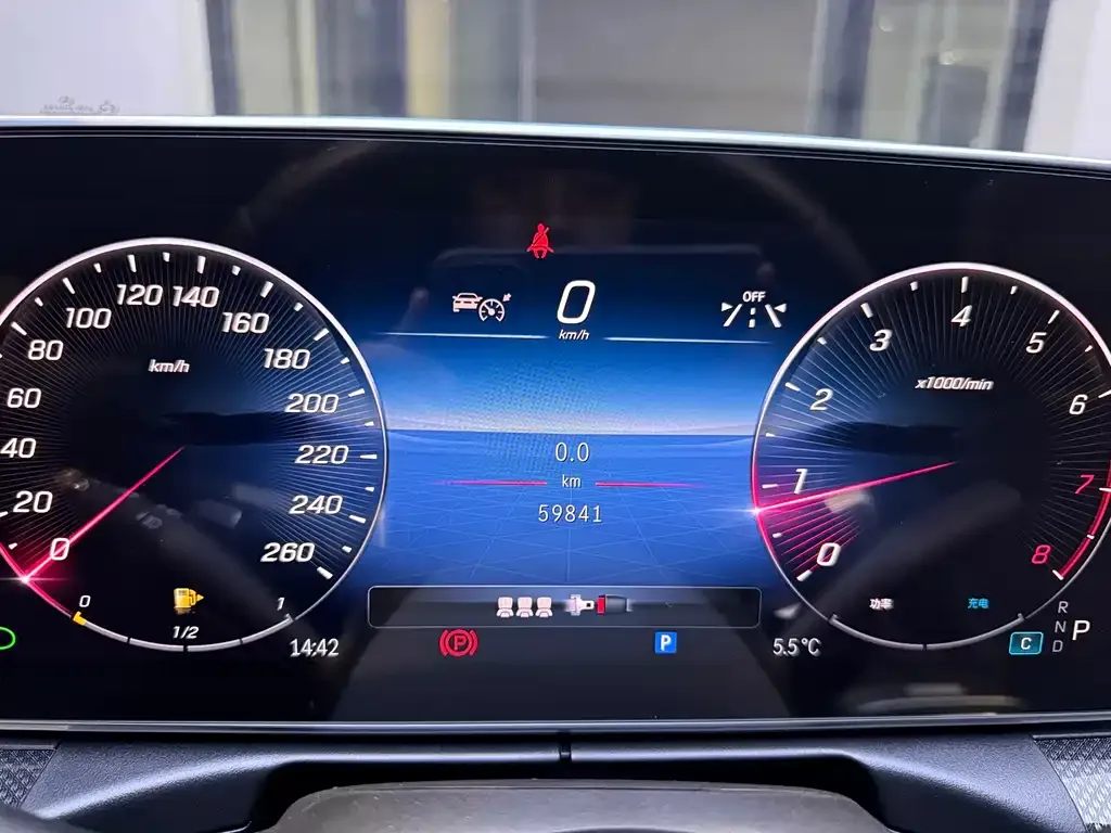 Mercedes-Benz C-Class 2024 из CN, фото 5