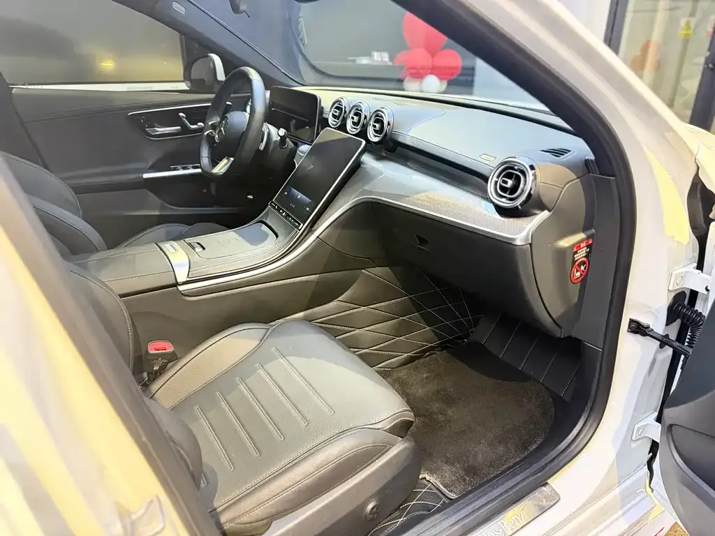 Mercedes-Benz C-Class 2024 из CN, фото 8