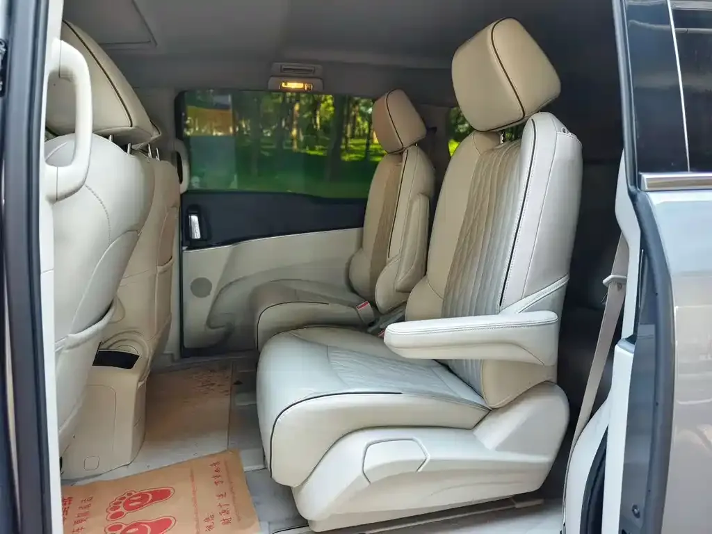 Buick GL8 2021 из CN, фото 5